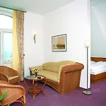 Ξενοδοχείο Strandhaus Wotan 3*