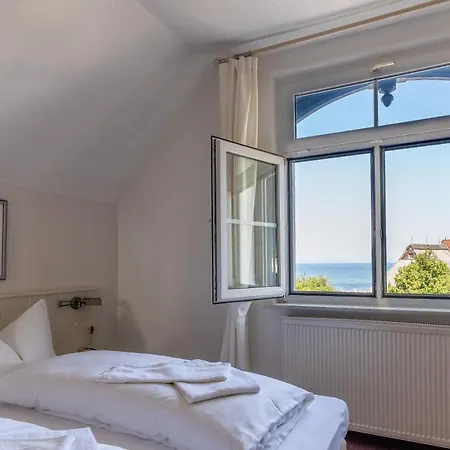 Hotel Strandhaus Wotan 3*