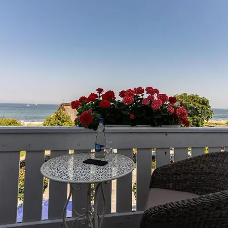 Hotel Strandhaus Wotan 3*